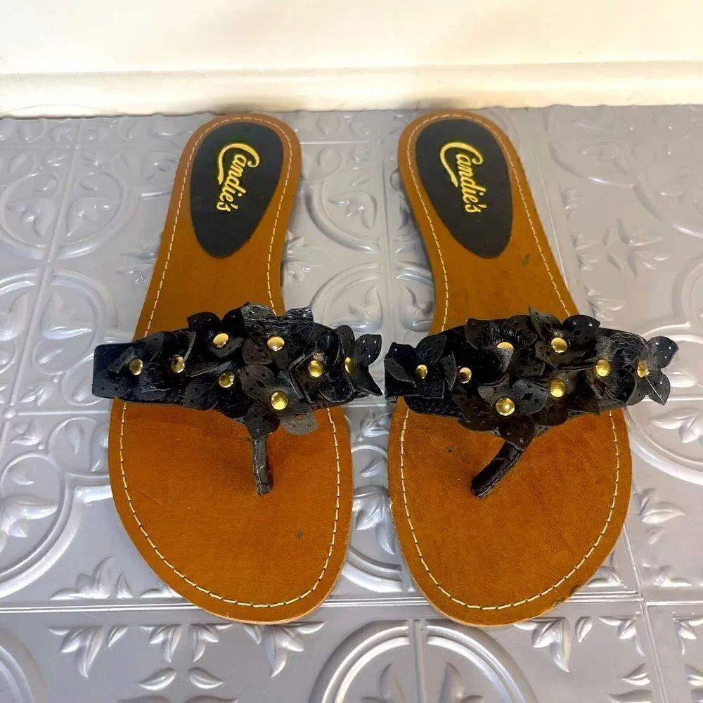 Candies black flower sandals size 7